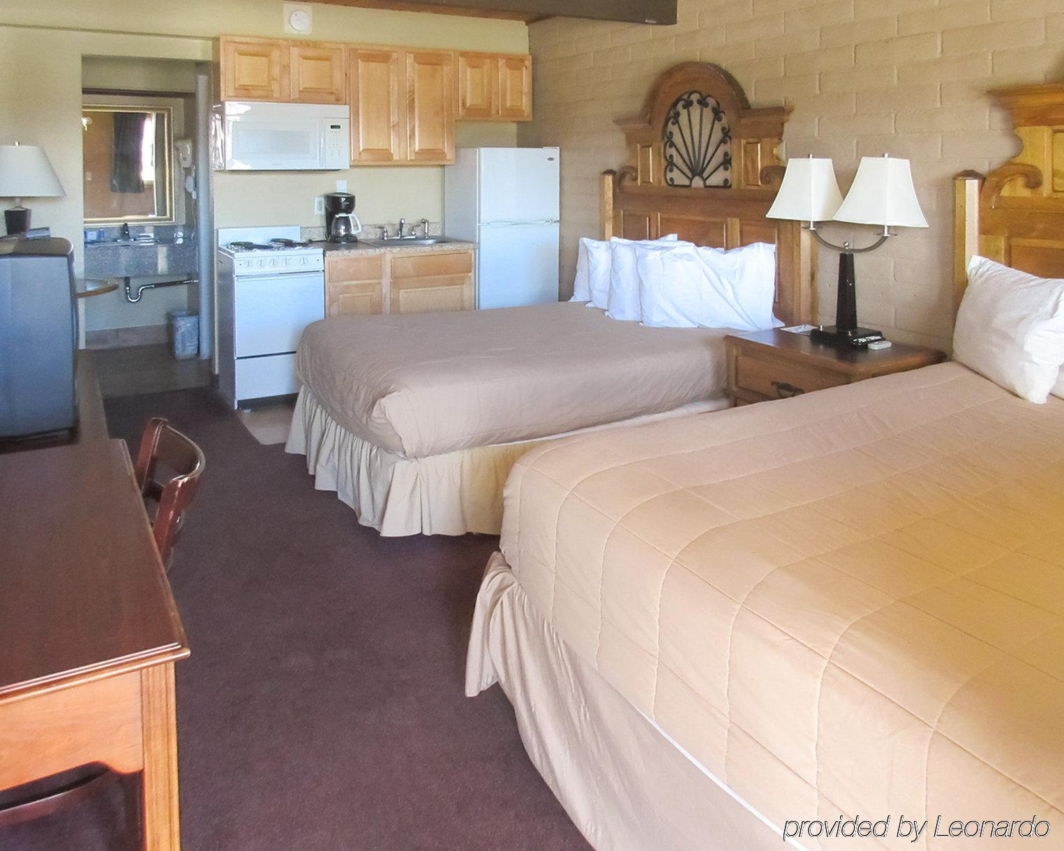 Super 8 By Wyndham Montrose Motel Bagian luar foto